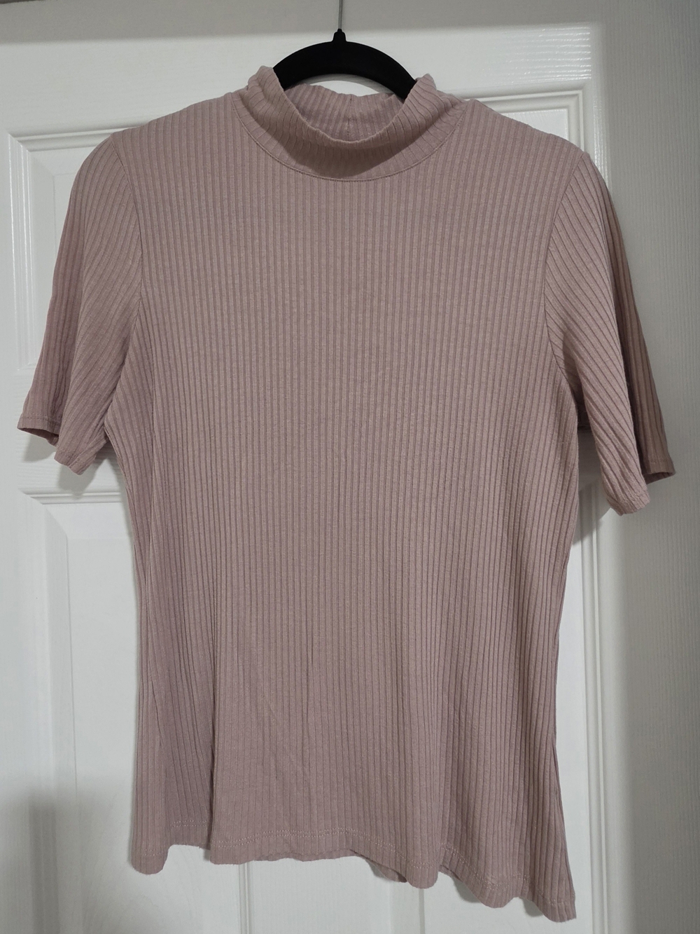 Women's Short-Sleeve Ribbed Mock Neck Shirt - Dusty Rose